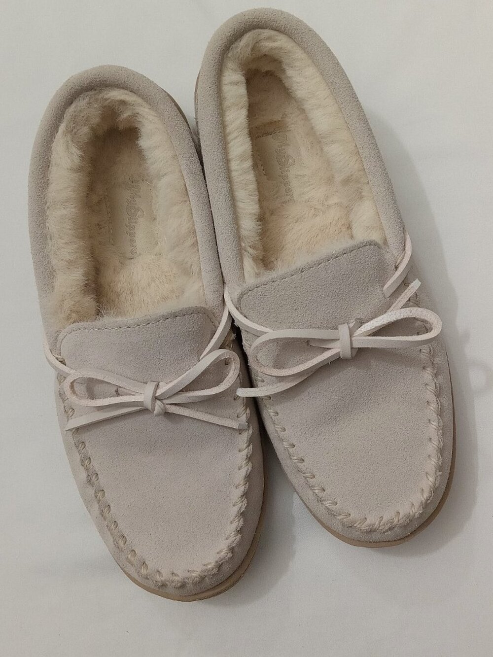 MyPillow MySlippers Beige Leather Moccasin House Shoes NWOB Size 8